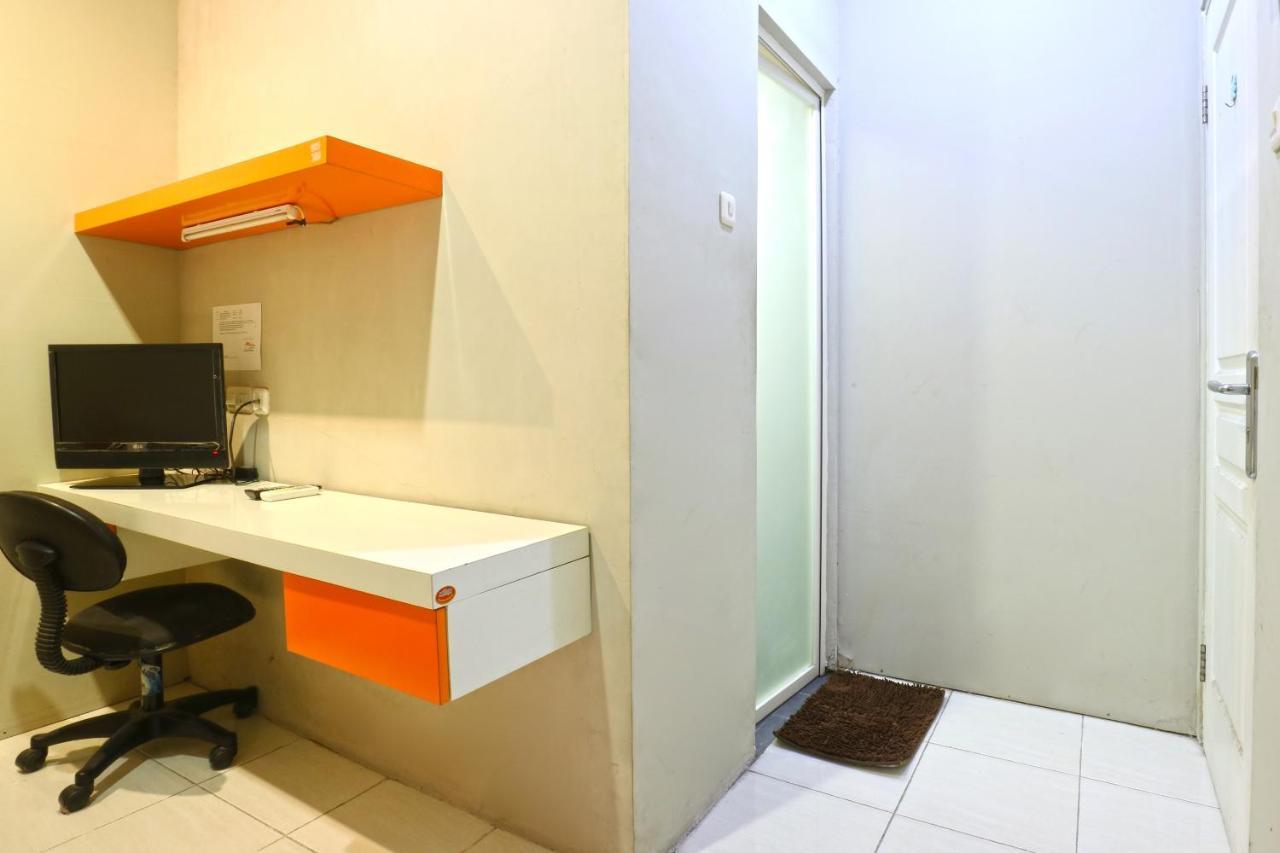 Oranje Gasthuis Hotel Surabaya Esterno foto